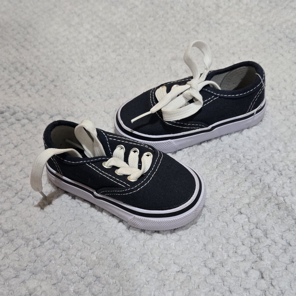 Classic Black Kids Sneakers - Picture 2 of 4